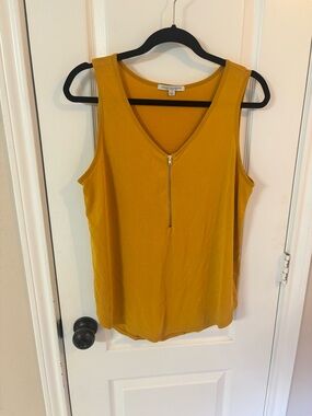 Green Envelope Mustard Yellow Women’s Large Gold Zipper V-Neck Summer Tank Top